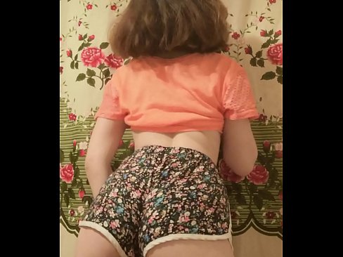 ❤️ Garota jovem e sexy tirando seus shorts da câmera ❌ Porno doméstico em pt-br.xxxbunker.ru ❌️❤